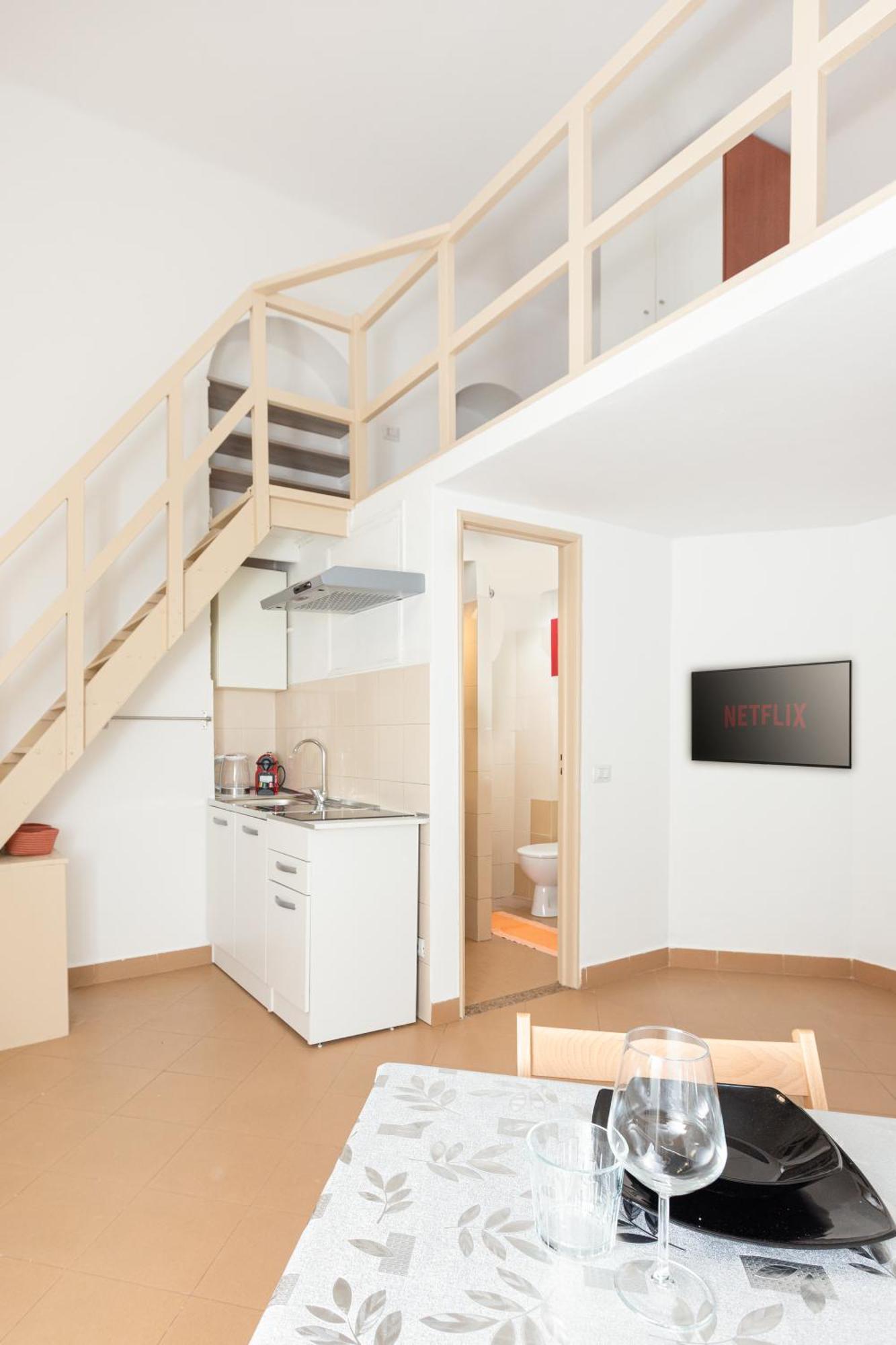 Cream Little Apartment - M1 - City Center Milaan Buitenkant foto
